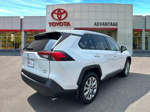 Used 2023 Toyota RAV4 XLE Premium AWD/4WD image 4