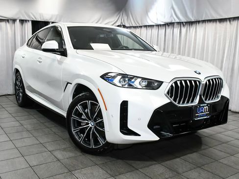 Used 2026 BMW X6 xDrive40i AWD/4WD image 3