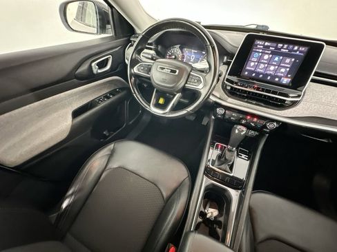 Used 2022 Jeep Compass Latitude w/ Convenience Group FWD image 9