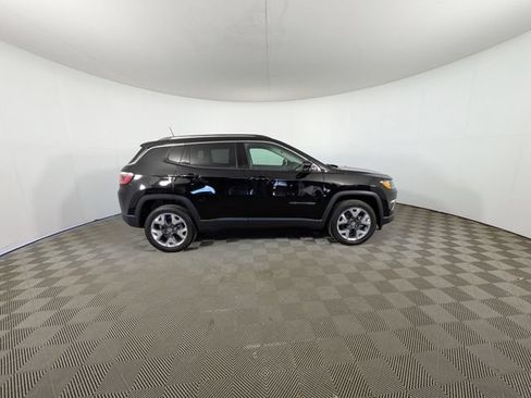 Used 2019 Jeep Compass Limited w/ Safety & Security Group AWD/4WD image 32