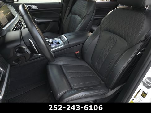 Used 2022 BMW X7 M50i w/ Dynamic Handling Package AWD/4WD image 7