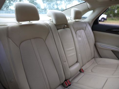 Used 2013 Lincoln MKZ AWD image 14
