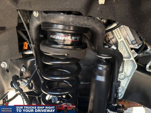 Used 2026 Ford F250 Lariat w/ Tremor Off-Road Package AWD/4WD image 8