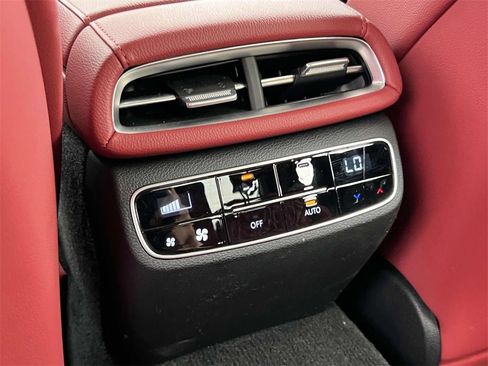 Used 2024 Genesis G80 3.5T Sport image 11