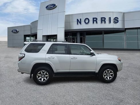 Used 2024 Toyota 4Runner TRD Off-Road AWD/4WD image 5