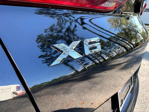 Certified 2024 BMW X6 xDrive40i w/ Executive Package image 31