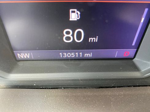 Used 2019 GMC Sierra 1500 SLE w/ SLE Value Package RWD image 6