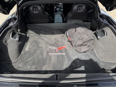 Used 2006 Chevrolet Corvette Coupe RWD image 8