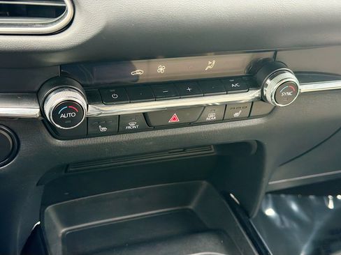 Used 2020 MAZDA CX-30 FWD w/ Preferred Package image 32