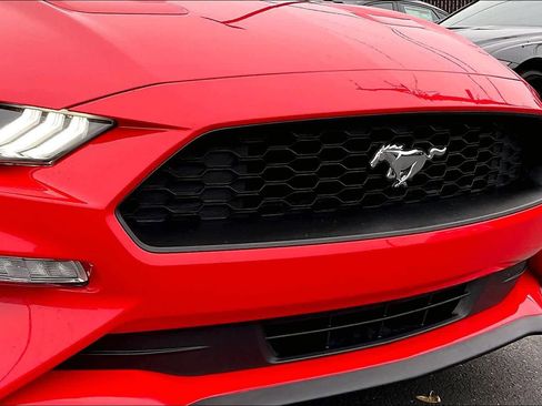 Used 2022 Ford Mustang Premium image 33
