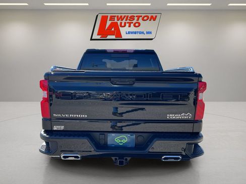 Certified 2026 Chevrolet Silverado 1500 High Country w/ High Country Premium Package AWD/4WD image 12