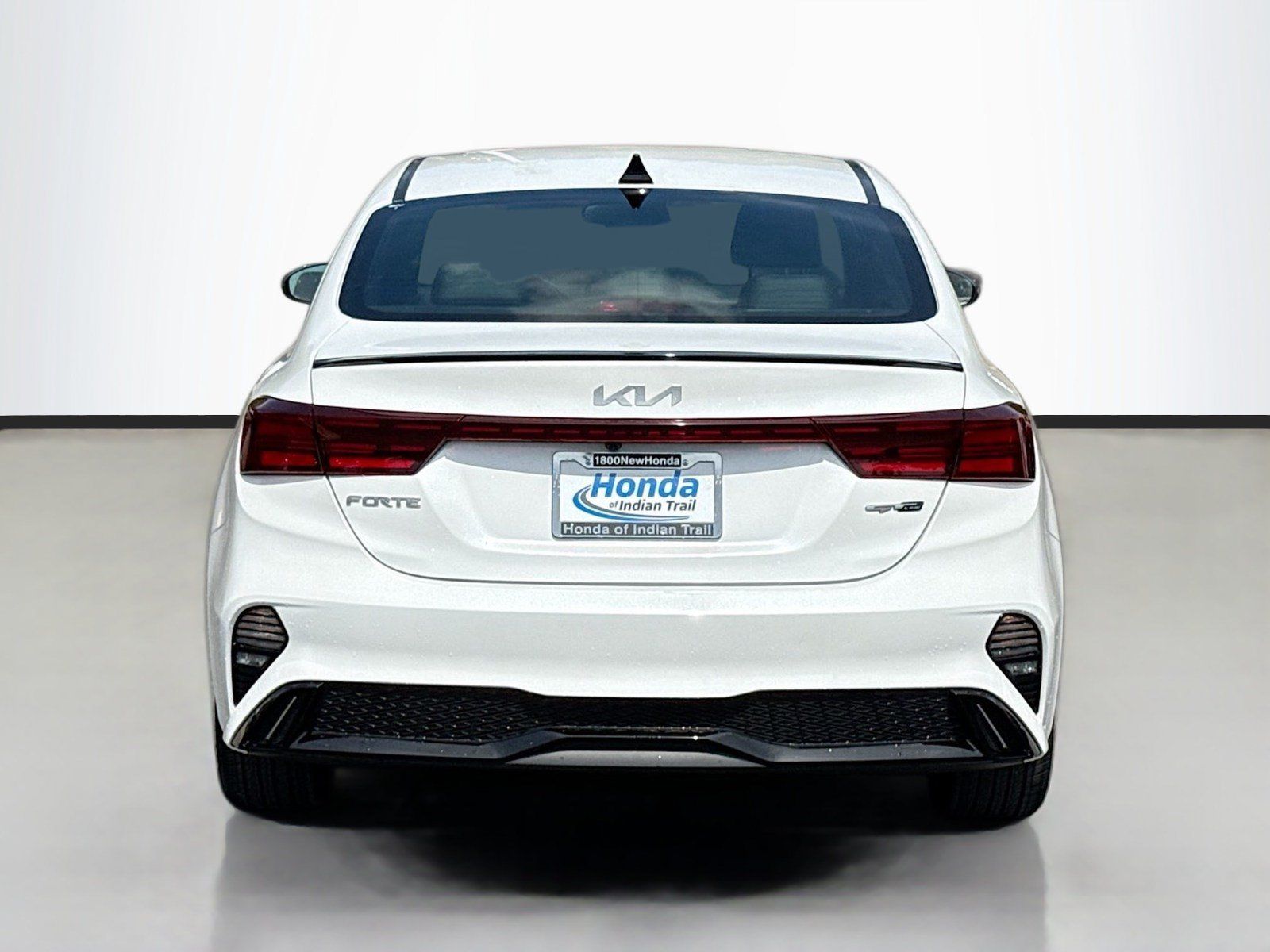 Used 2024 Kia Forte GT-Line FWD image 7