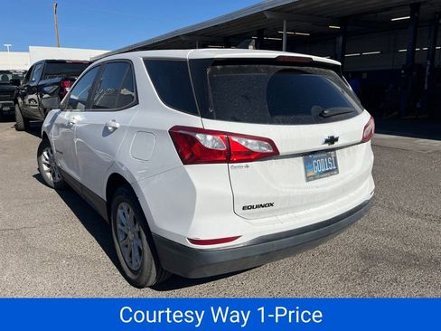 Used 2021 Chevrolet Equinox LS w/ LPO, Blackout Package FWD image 12