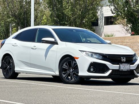 Used 2019 Honda Civic EX image 2