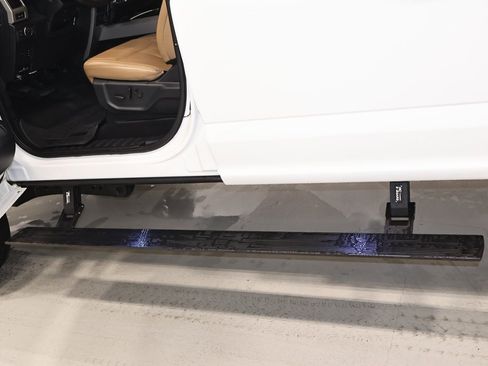 Certified 2022 Ford F350 Lariat w/ Lariat Ultimate Package image 41