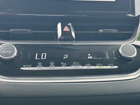 Used 2023 Toyota Corolla LE FWD image 16