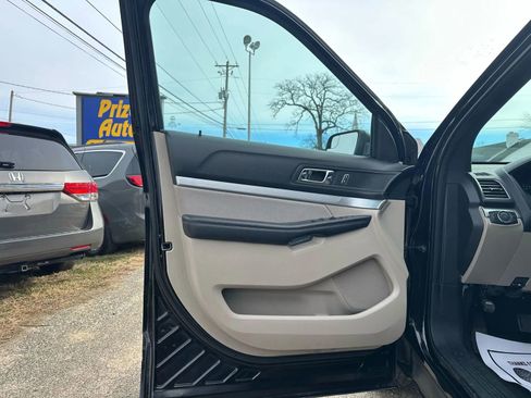 Used 2019 Ford Explorer 4WD image 16