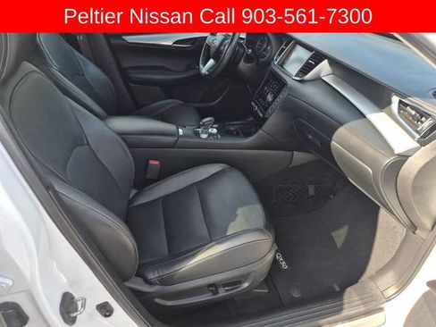 Used 2019 INFINITI QX50 Essential w/ Premium Heat Package FWD image 10