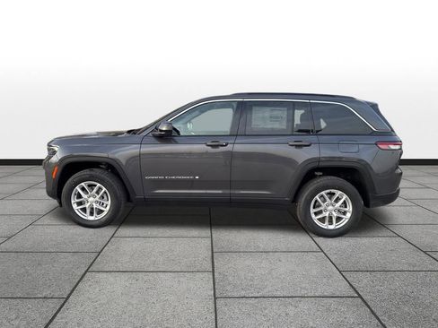 New 2026 Jeep Grand Cherokee Laredo X AWD/4WD image 2