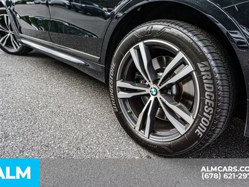 Used 2021 BMW X7 M50i AWD/4WD image 17