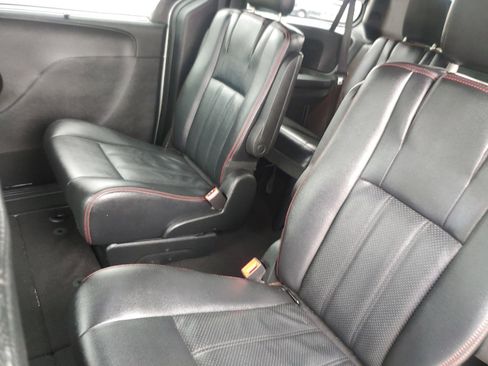 Used 2019 Dodge Grand Caravan GT FWD image 23