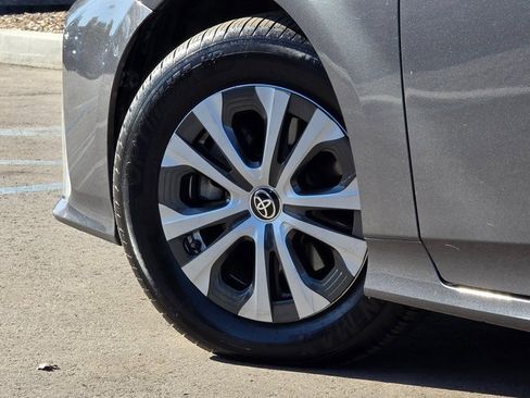 Used 2020 Toyota Prius Prime Limited image 8