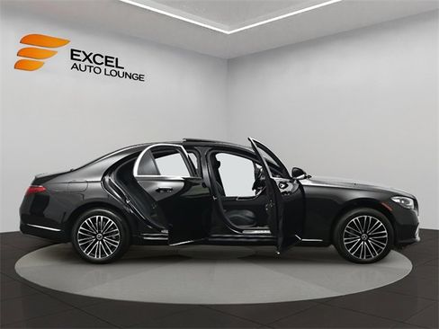Used 2023 Mercedes-Benz S 580e 4MATIC Sedan image 57