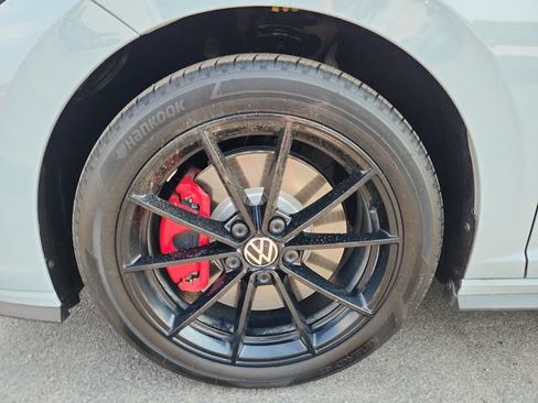Certified 2026 Volkswagen Jetta GLI Autobahn FWD image 14
