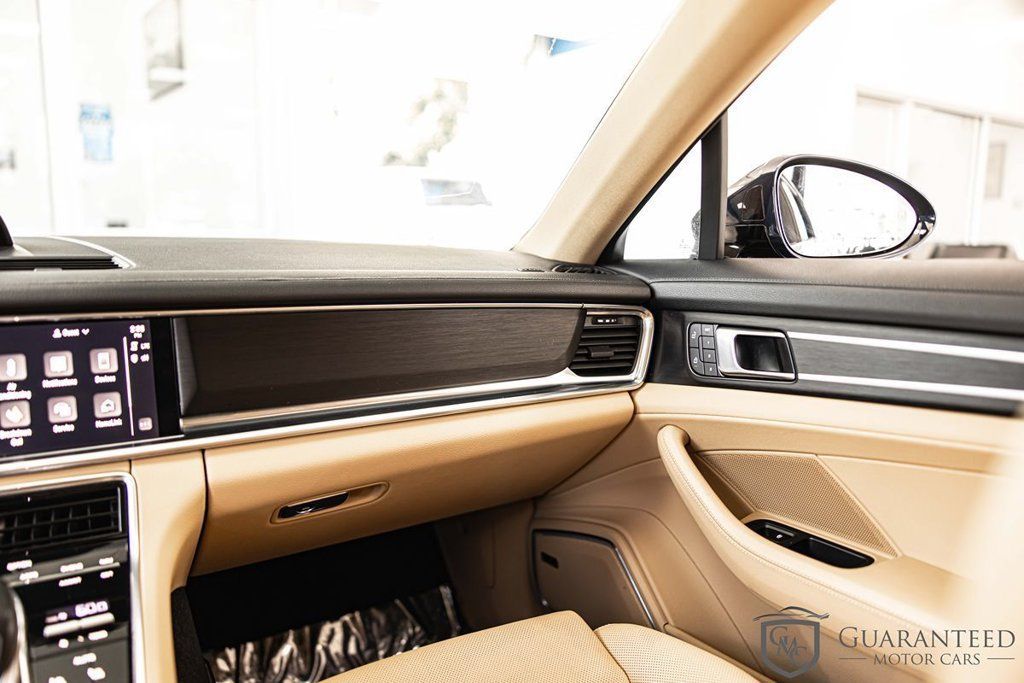 Used 2023 Porsche Panamera 4 Platinum Edition w/ Assistance Package AWD/4WD image 39