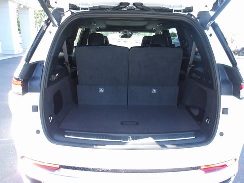 New 2025 Jeep Grand Cherokee L Summit w/ Luxury Tech Group V image 8