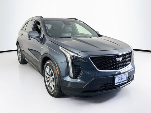 Used 2020 Cadillac XT4 Sport FWD image 3