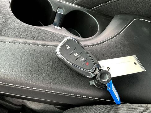 Used 2024 Chevrolet Camaro LT image 33