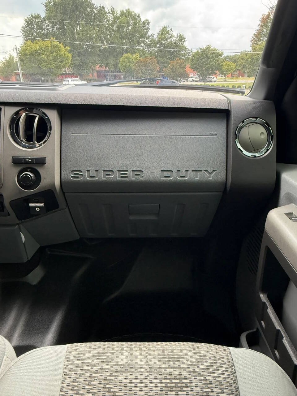 Used 2014 Ford F250 XLT w/ XLT Value Package AWD/4WD image 31