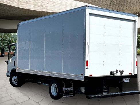 New 2025 Chevrolet Low Cab Forward RWD image 4