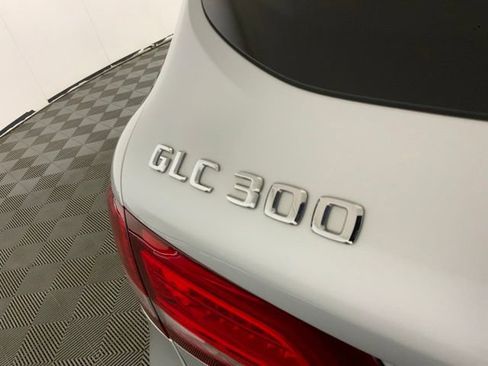 Used 2016 Mercedes-Benz GLC 300 4MATIC image 16