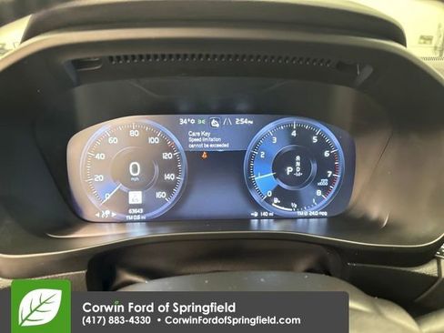 Used 2021 Volvo XC40 T5 R-Design w/ Protection Package Premier image 31