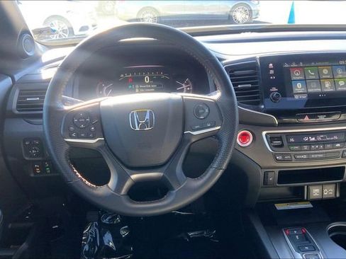 Used 2023 Honda Passport TrailSport image 4