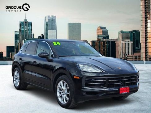 Used 2024 Porsche Cayenne image 9