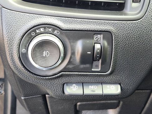 Used 2016 Buick Envision Premium AWD/4WD image 22