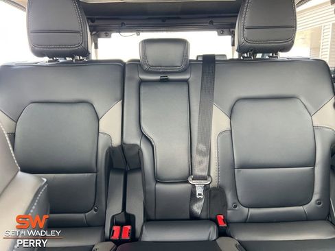 New 2025 Ford Bronco Outer Banks image 22