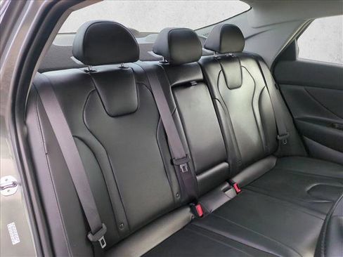 Certified 2024 Hyundai Elantra Limited image 20