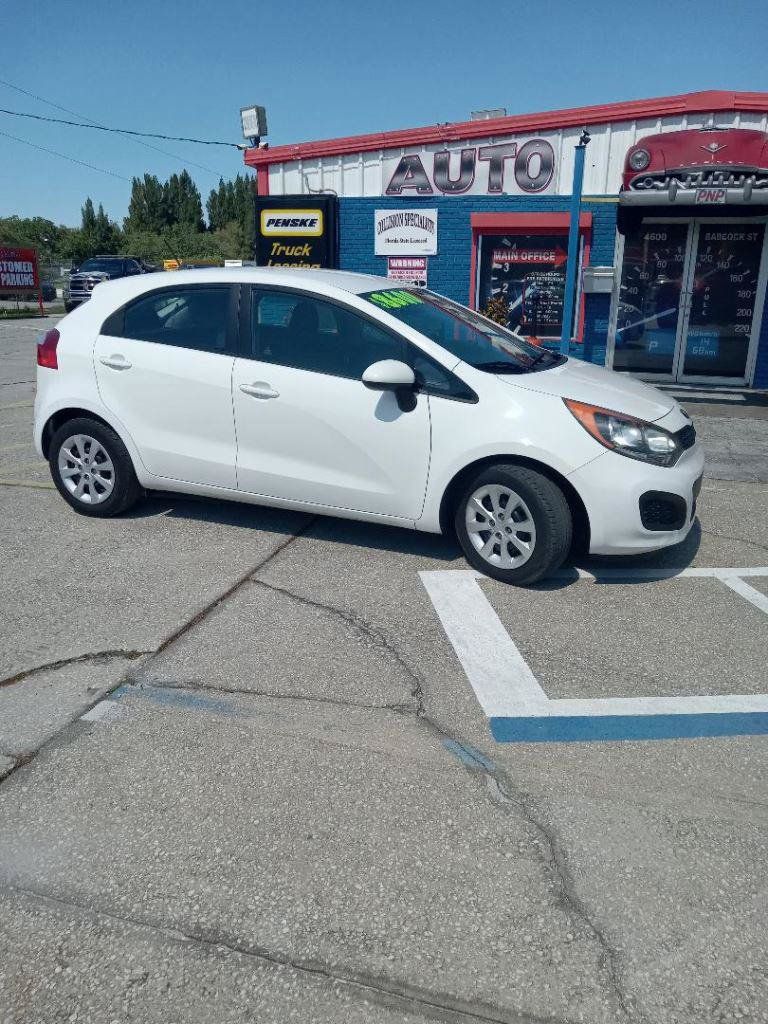 Used 2015 Kia Rio LX w/ Power Package FWD image 1