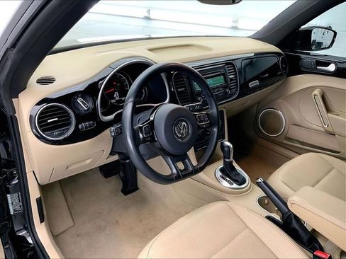 Used 2015 Volkswagen Beetle 1.8T image 14