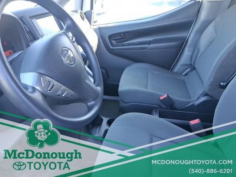 Used 2021 Nissan NV200 SV w/ Back Door Glass Package image 7