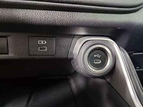 Used 2025 Toyota Grand Highlander AWD image 26