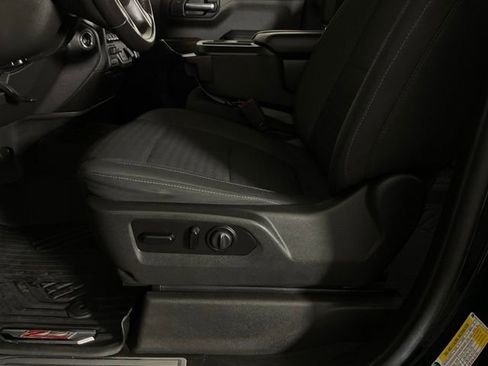 Used 2020 Chevrolet Silverado 1500 LT w/ All-Star Edition image 32