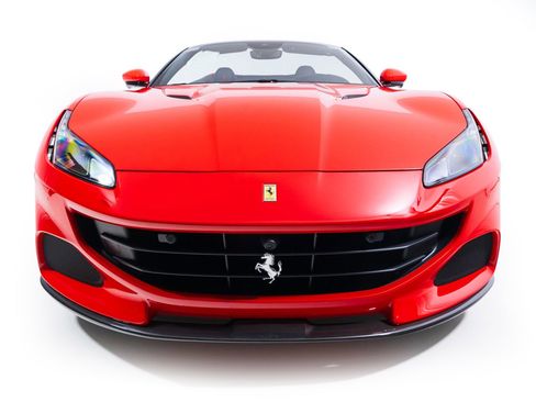Used 2022 Ferrari Portofino M image 17