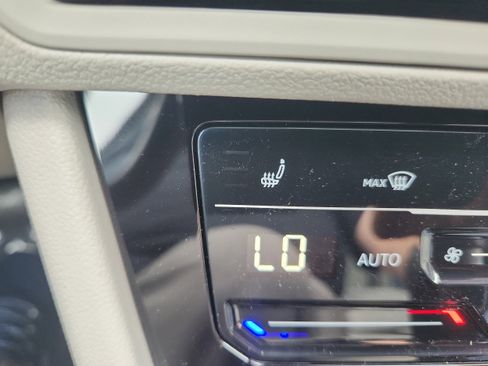 New 2025 Volkswagen Jetta SE image 15