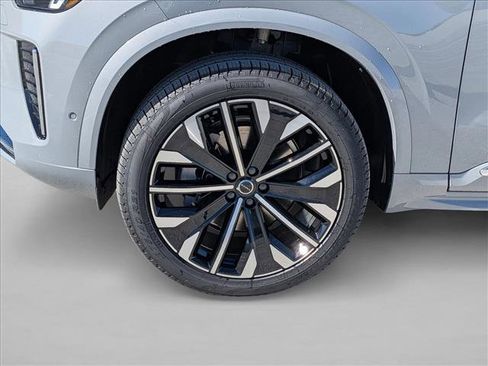 New 2026 Volvo XC90 B6 Plus w/ Protection Package image 11