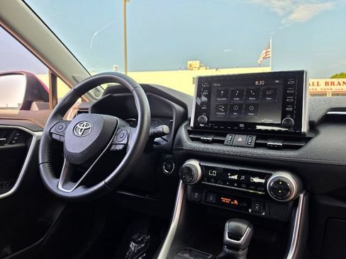 Used 2021 Toyota RAV4 Limited AWD/4WD image 13